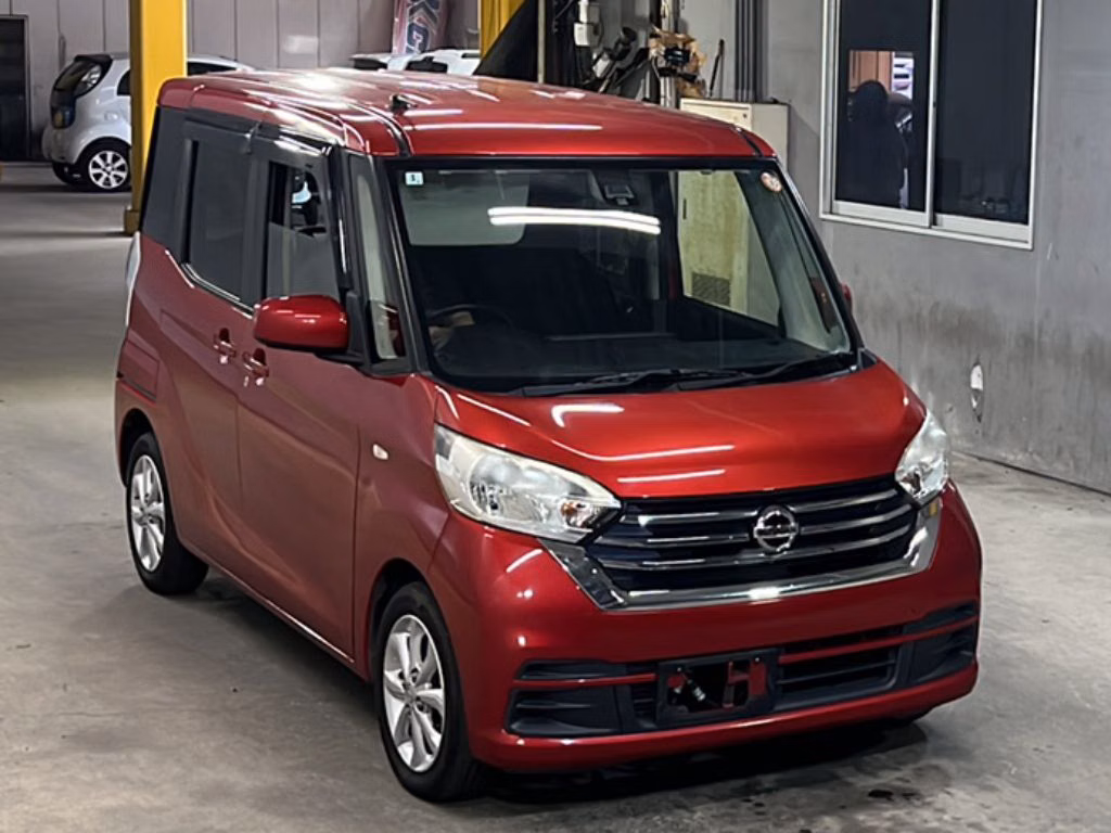 NISSAN DAYZ ROOX