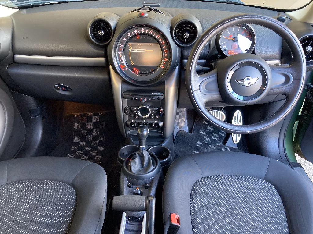 MINI CROSSOVER
