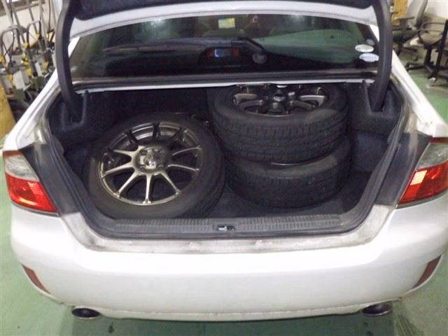 Subaru Legacy B4