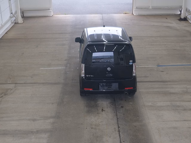 Nissan Otti
