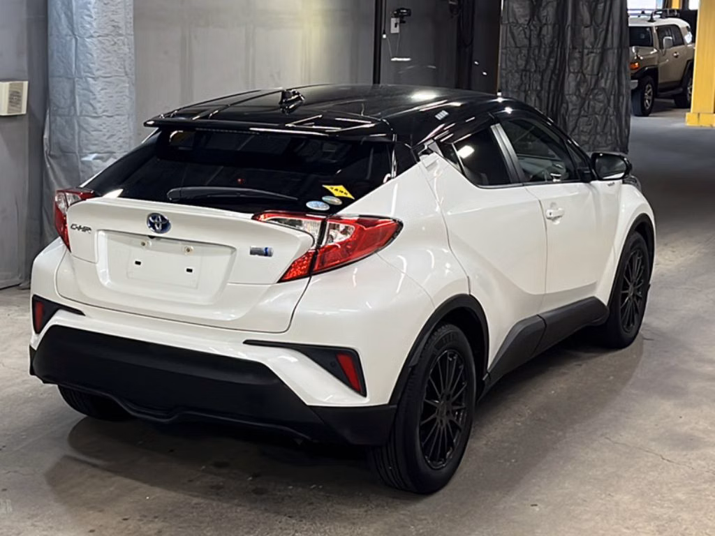 TOYOTA C-HR