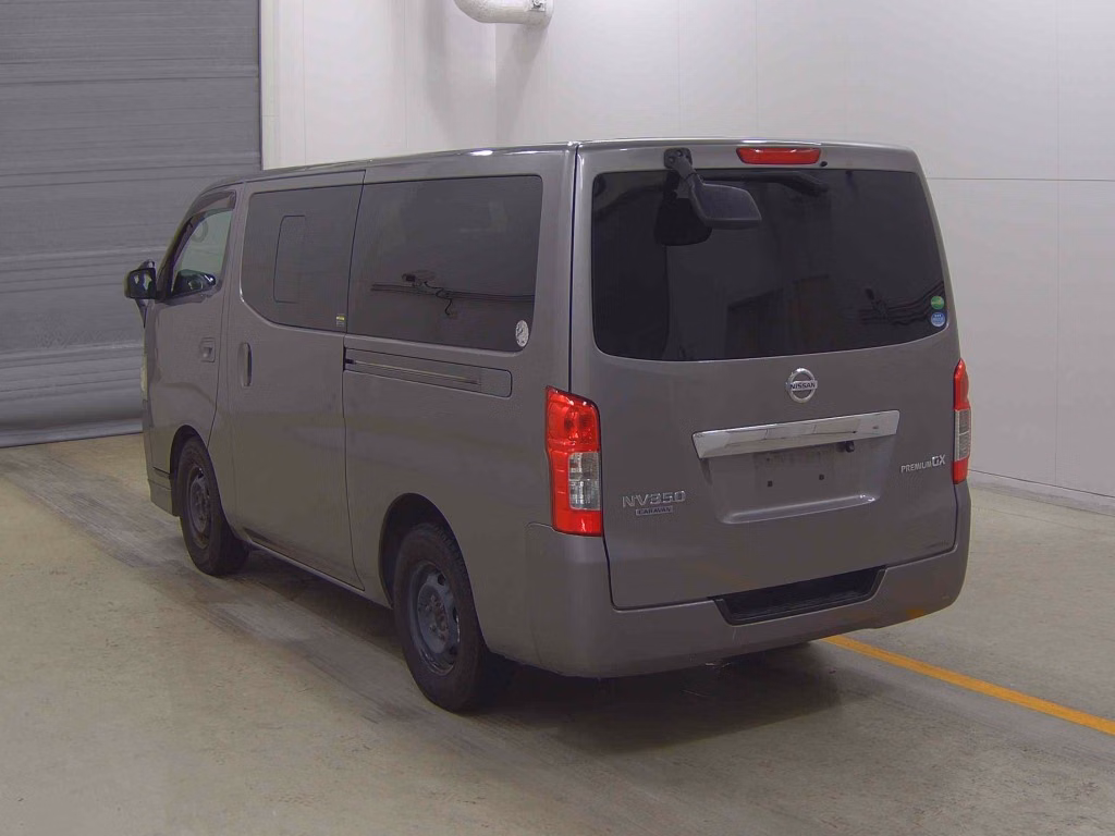 NISSAN NV350 CARAVAN