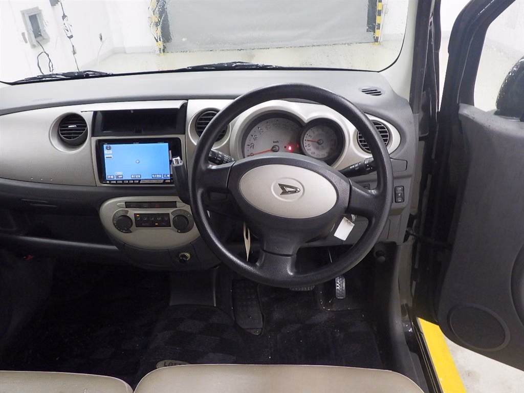 Daihatsu Move Latte