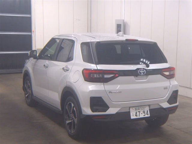 TOYOTA RAIZE