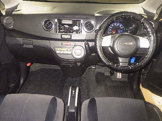 SUBARU LUCRA