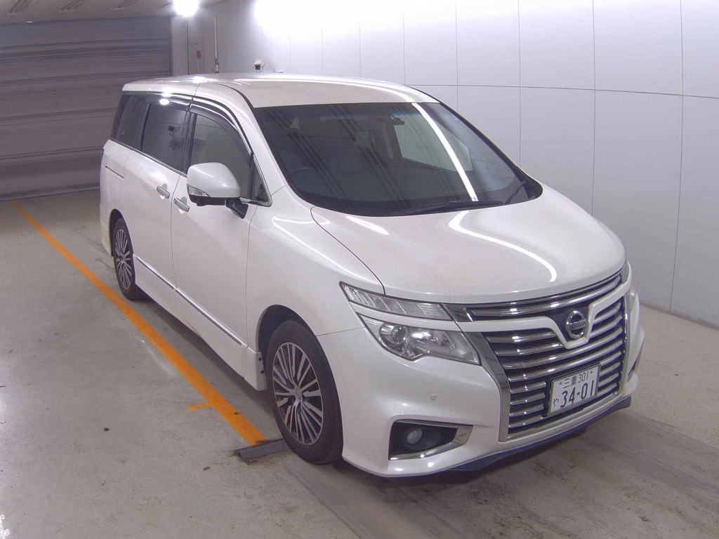 Nissan Elgrand