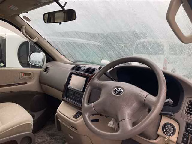 Toyota Grand Hiace