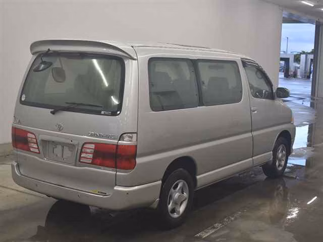 Toyota Grand Hiace