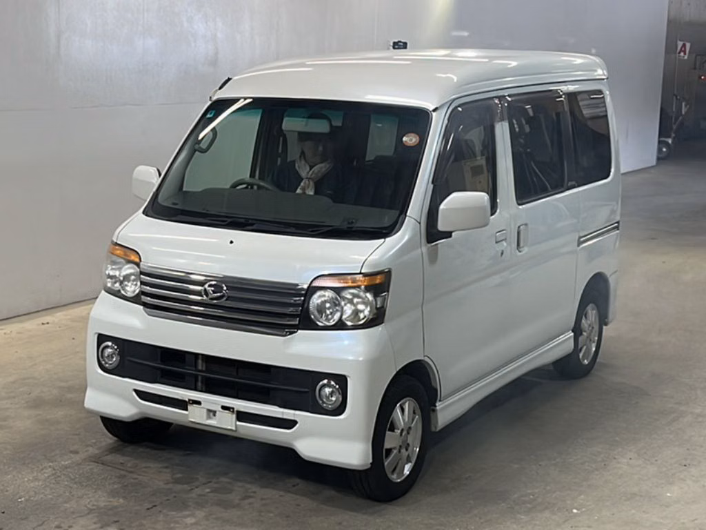 DAIHATSU ATRAI
