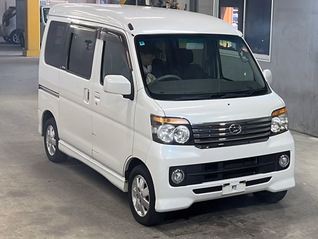 DAIHATSU ATRAI