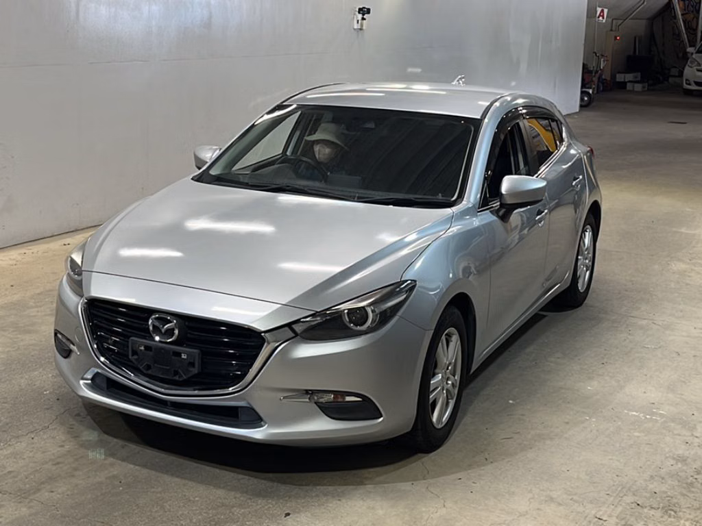MAZDA AXELA