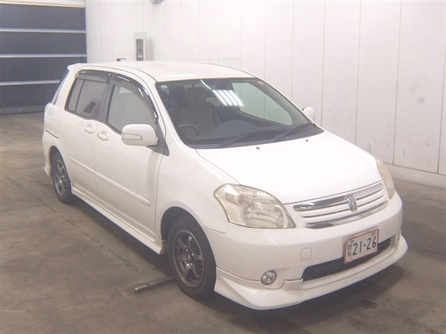 TOYOTA RAUM