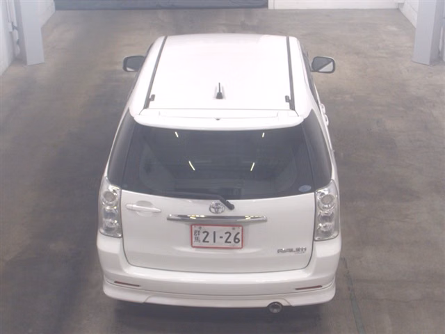 TOYOTA RAUM