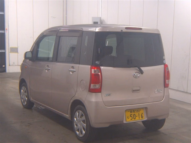 DAIHATSU TANTO EXE