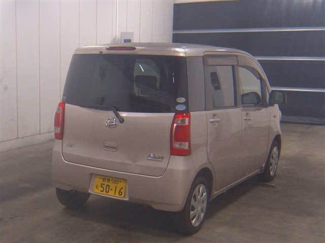 DAIHATSU TANTO EXE