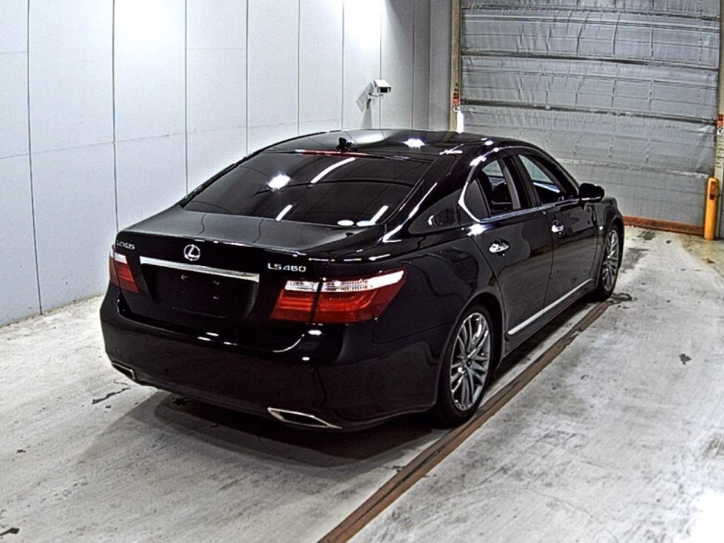 Lexus LS460
