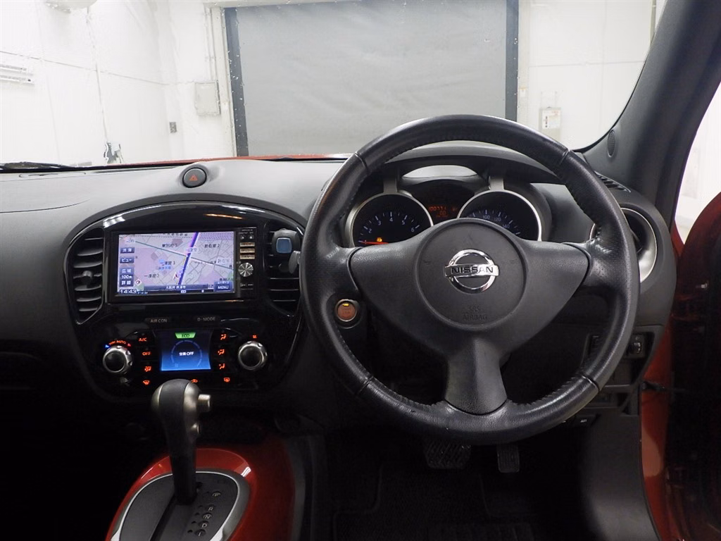 NISSAN JUKE