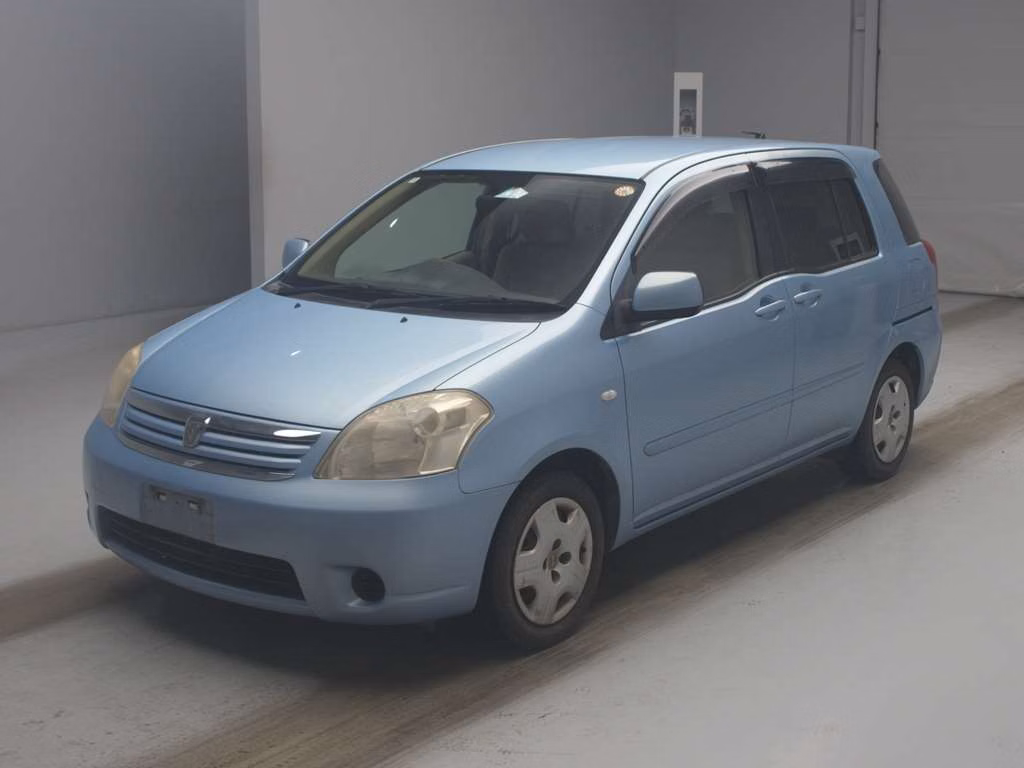 TOYOTA RAUM