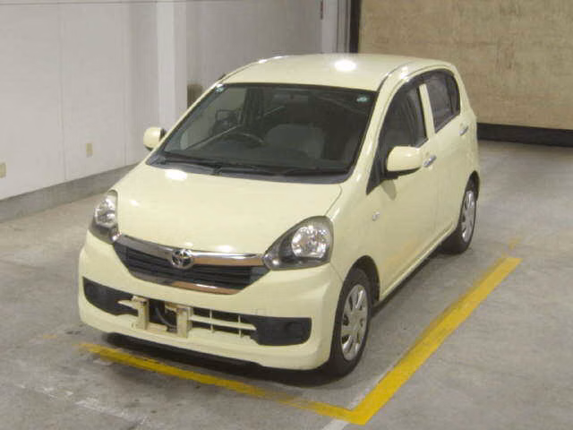 TOYOTA PIXIS EPOCH