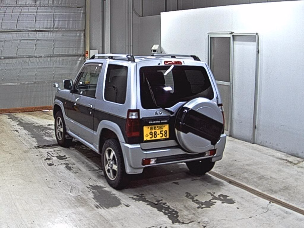 Mitsubishi Pajero Mini