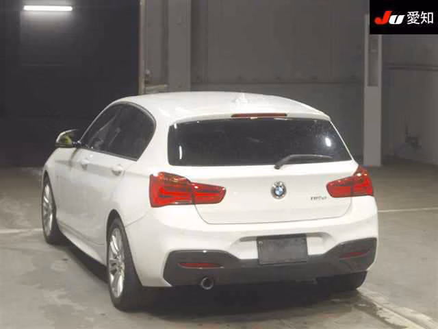 BMW 1-SERIES