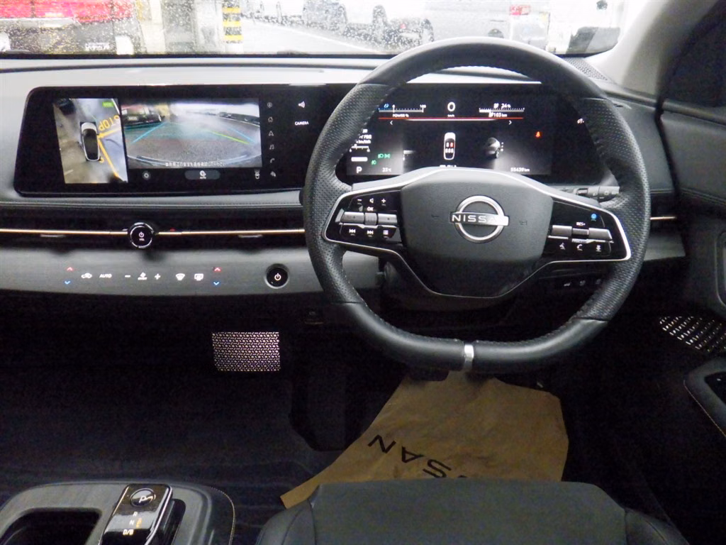 NISSAN ARIYA