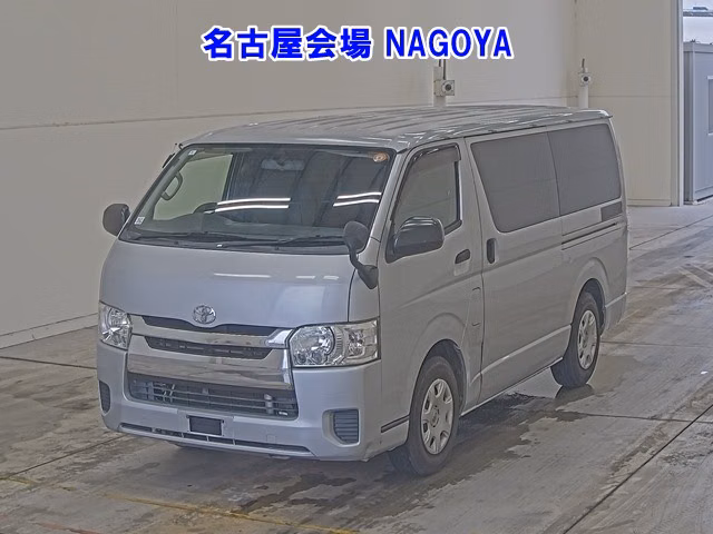 Toyota Regius Ace