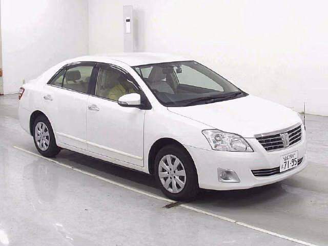 TOYOTA PREMIO