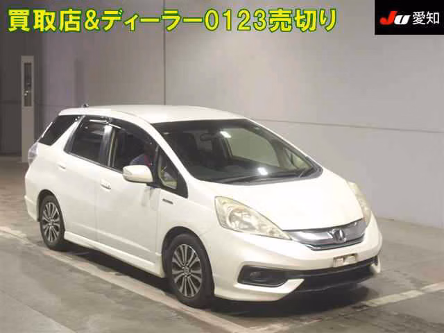 HONDA FIT SHUTTLE