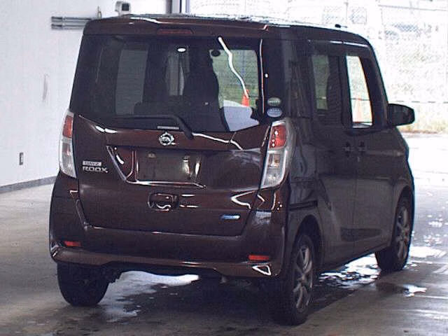 NISSAN DAYZ ROOX