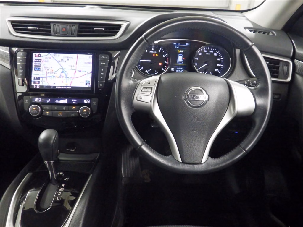 NISSAN X-TRAIL