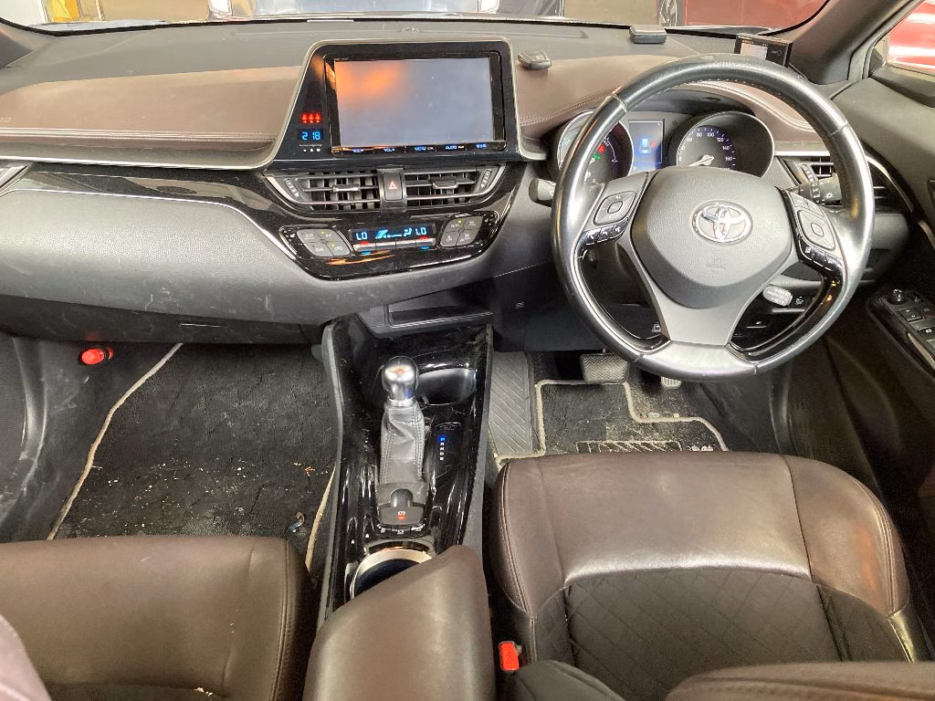 TOYOTA C-HR