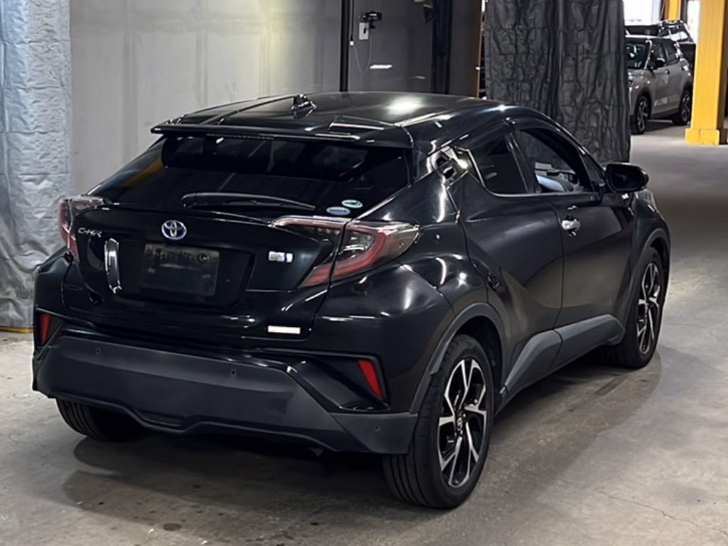TOYOTA C-HR
