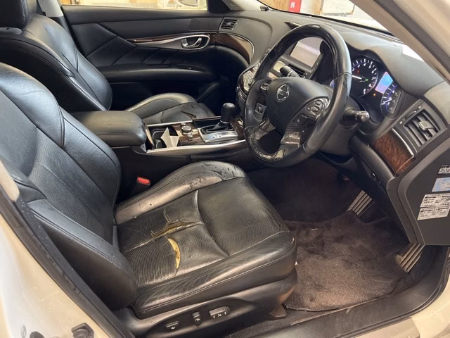 Nissan Fuga