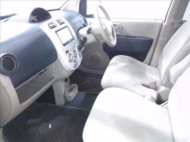 Nissan Otti