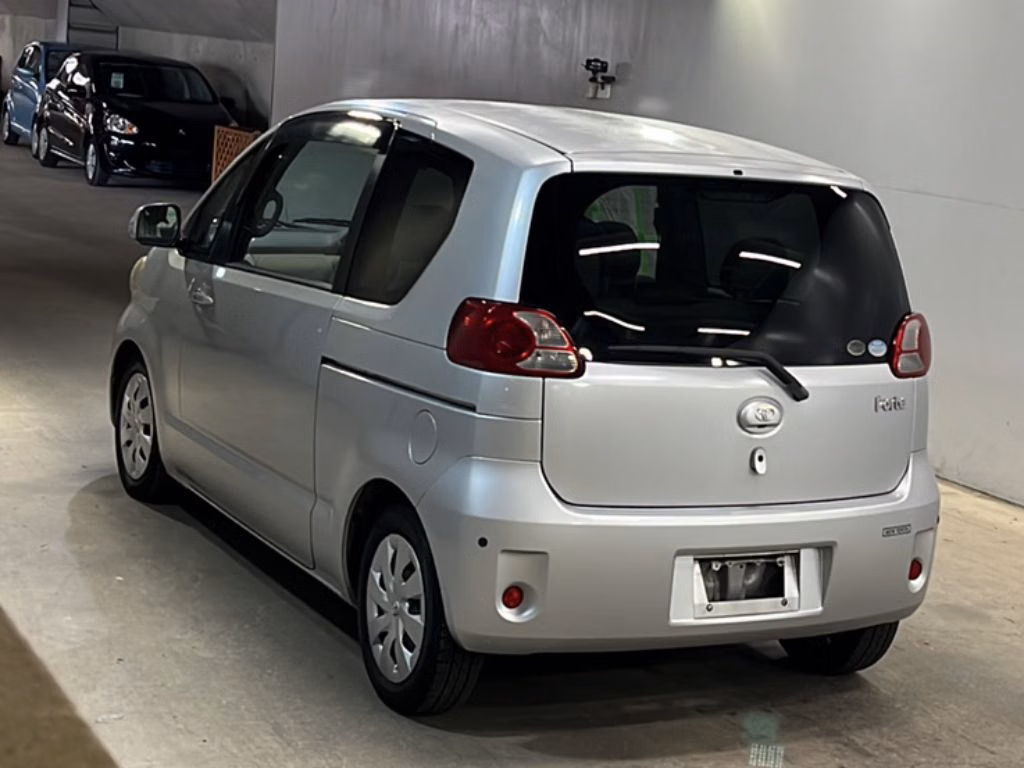 TOYOTA PORTE