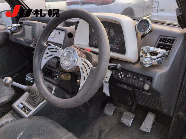 SUZUKI ESCUDO