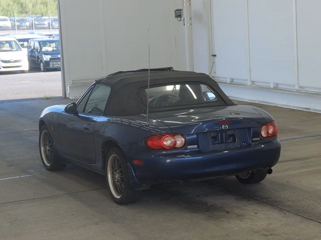 MAZDA ROADSTER