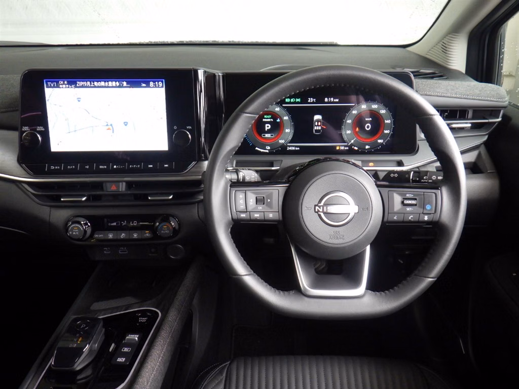 Nissan Aura