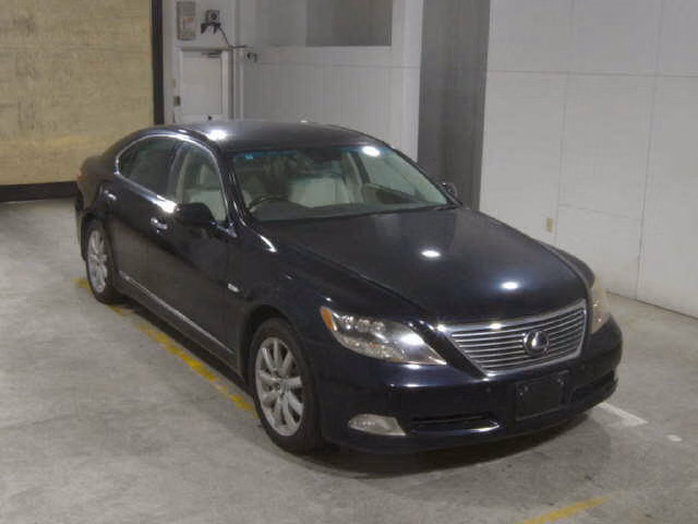 Lexus LS600h