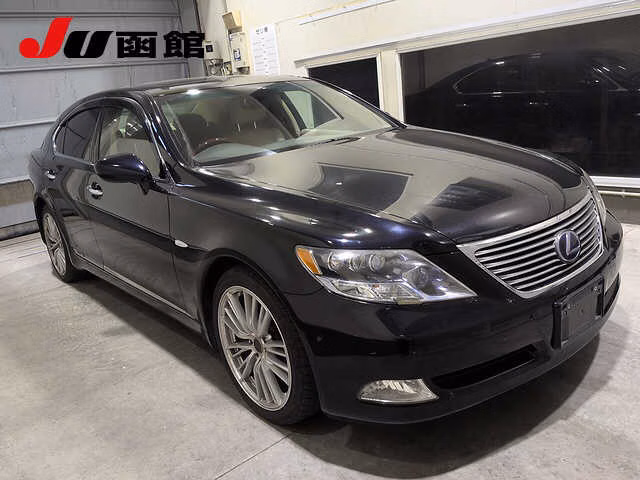Lexus LS600h