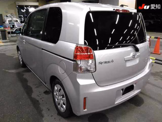 TOYOTA SPADE
