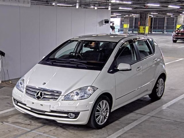 MERCEDES-BENZ A-CLASS