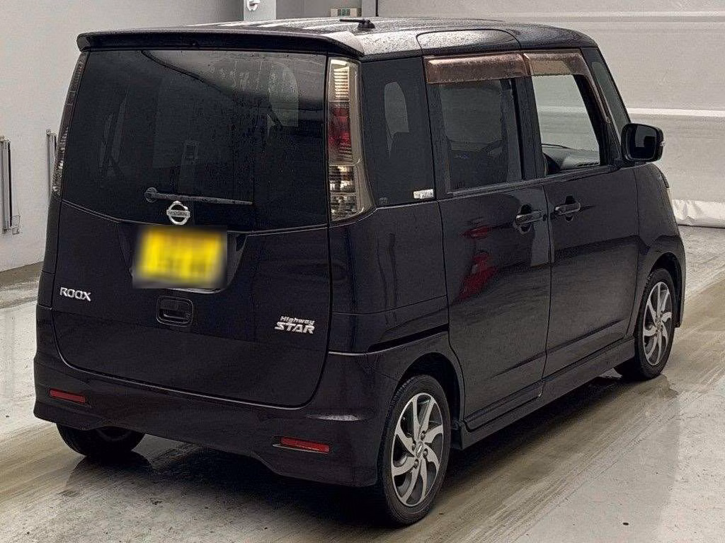NISSAN ROOX