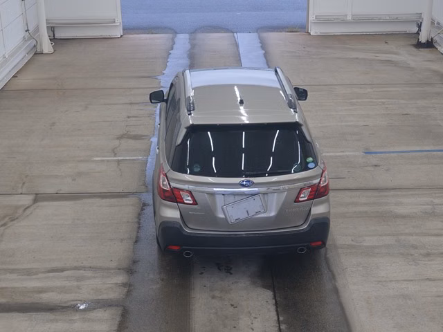 Subaru Exiga Crossover 7