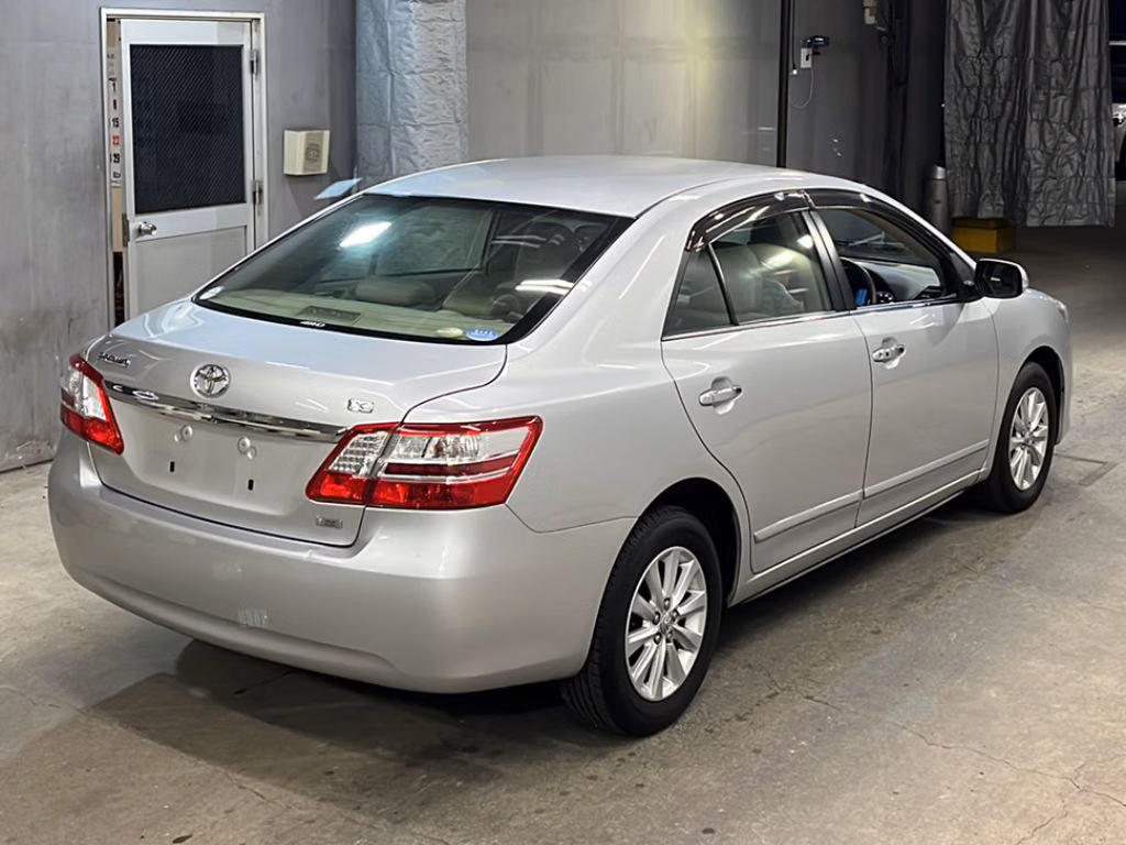 Toyota Premio