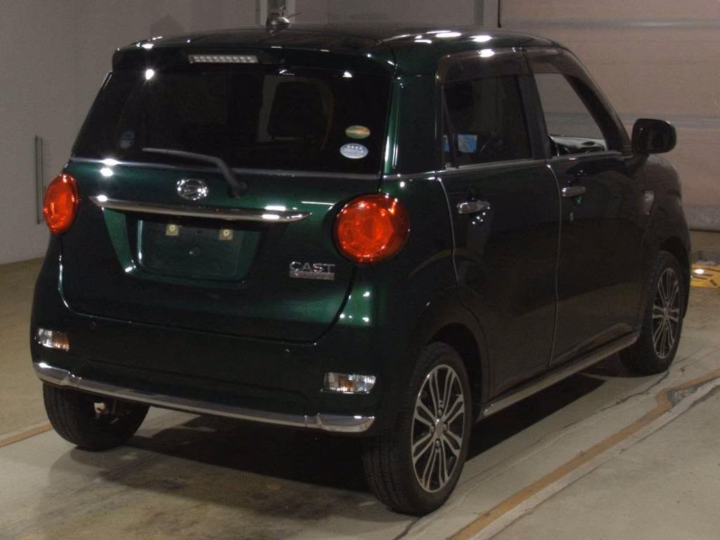 DAIHATSU CAST