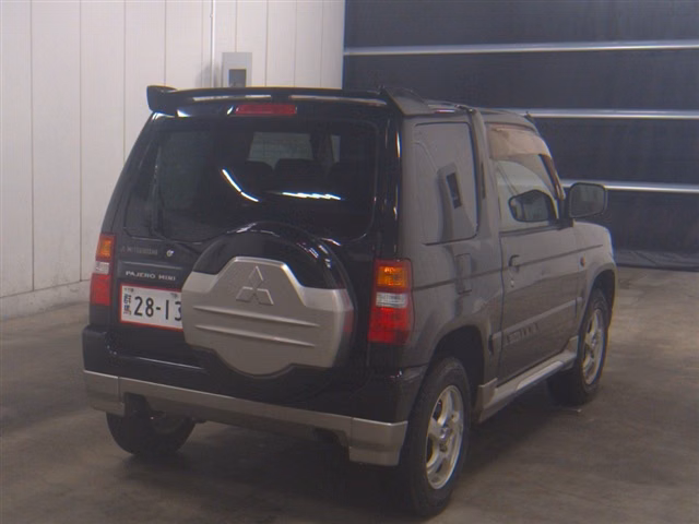 Mitsubishi Pajero Mini