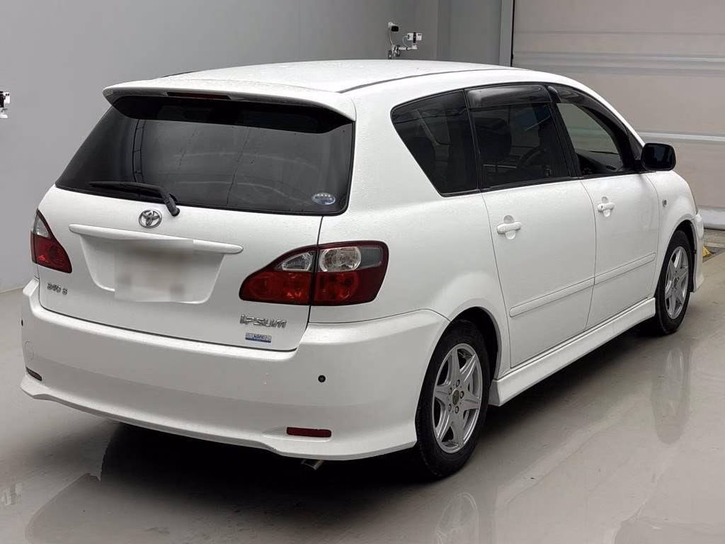 Toyota Ipsum