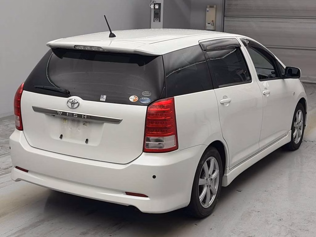 TOYOTA WISH